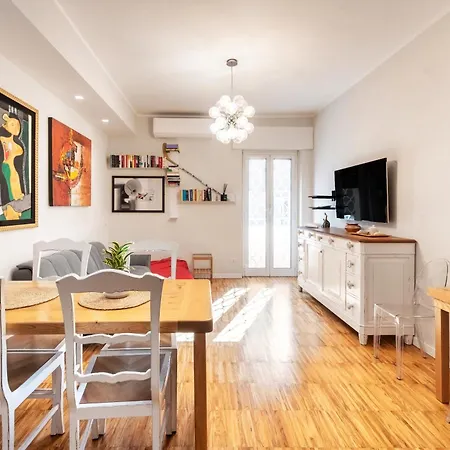 Apartament Vatican Easy Access 3 Bdr Metro A Airport Link