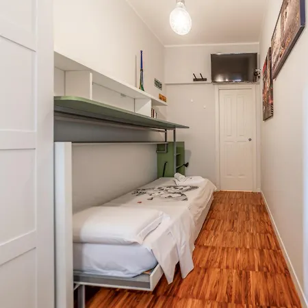 Vatican Easy Access 3 Bdr Metro A Airport Link